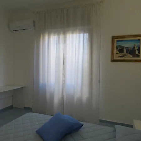 Casa Vacanze Aurora 토르톨리