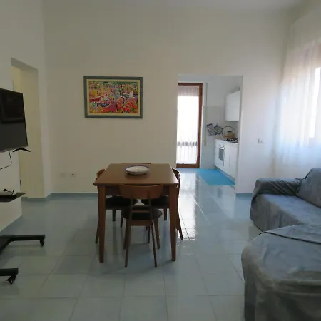 Casa Vacanze Aurora 펜션 *